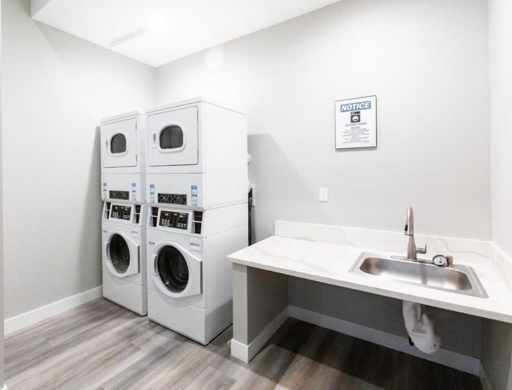 Restaurants-Pets-Professionals-Fastwifi-A C-Patios Apartment ซานดิเอโก ภายนอก รูปภาพ