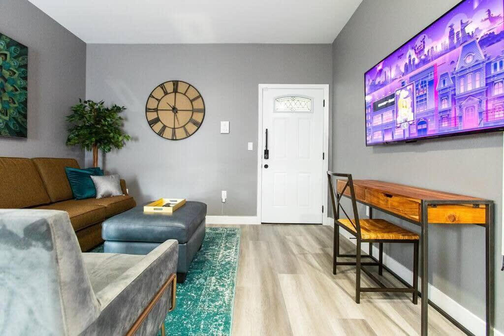 Restaurants-Pets-Professionals-Fastwifi-A C-Patios Apartment ซานดิเอโก ภายนอก รูปภาพ